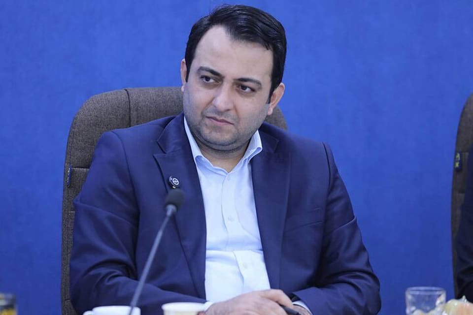 سه گزینه بهسازی بانک ملی