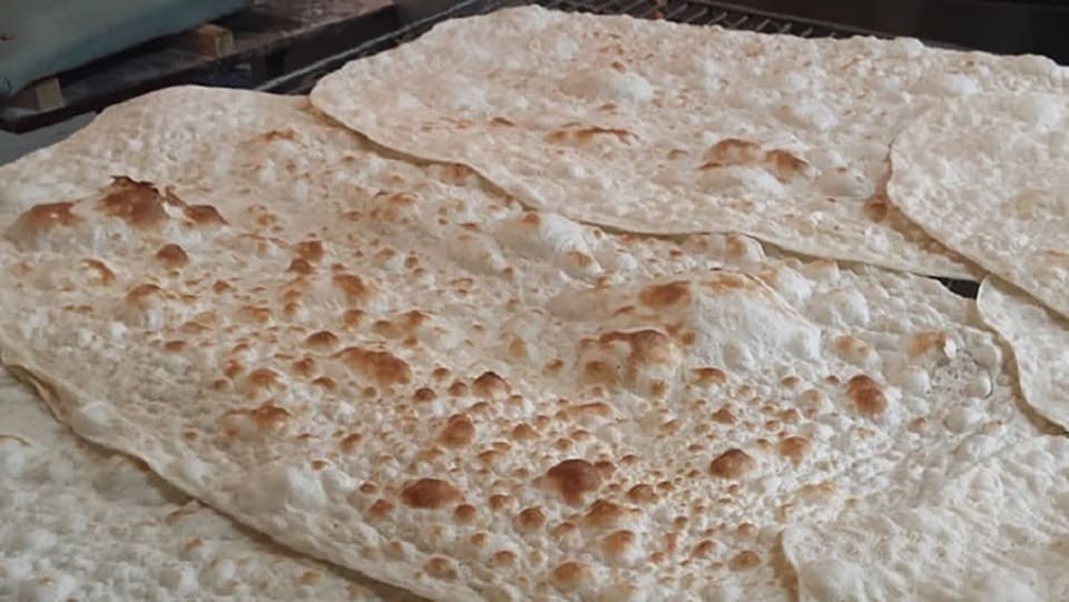 نان رسما گران شد