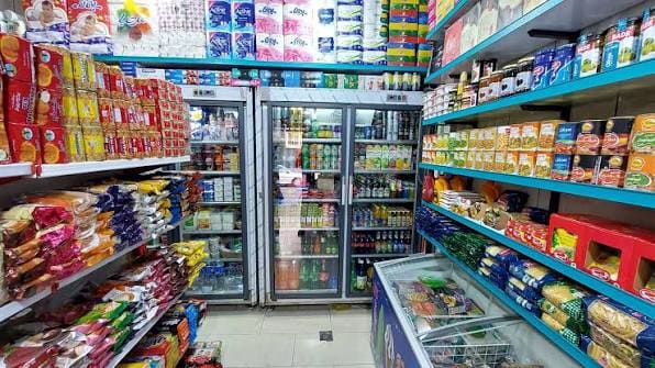 سوپرمارکت‌های مسیر تشییع رهبر شهید ۲۴ ساعته شدند +جزییات