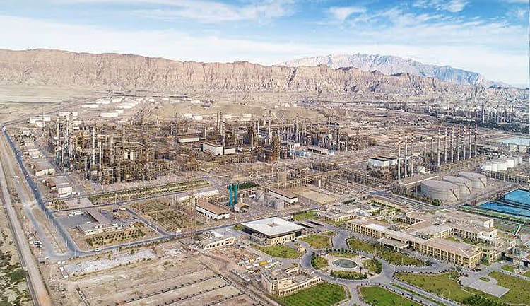 ستاره خلیج فارس؛ غول ۷۸۰ همتی در راه تالار شیشهای