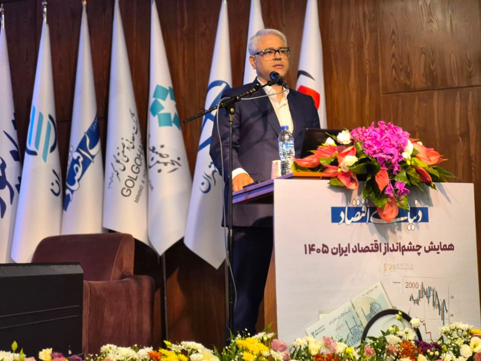 معاون وزیر ارتباطات: بدون وجود ارتباطات پایدار توسعه هوش مصنوعی ممکن نیست