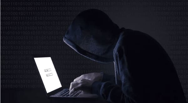 فاجعه امنیتی گسترده  در انگلیس/ اطلاعات ۱۱۴ هزار افسر پلیس  لو رفت