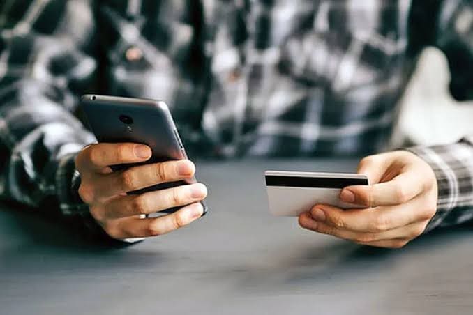 نرخ کارمزدهای خدمات بانکی اعلام شد+ جدول