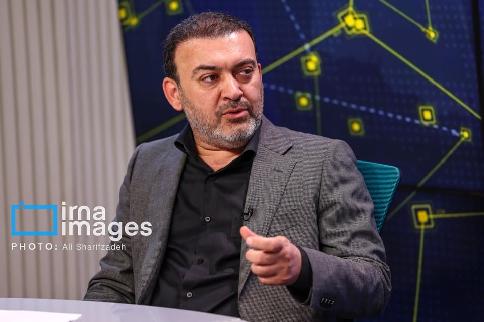 هشدار معاون وزیر کشور: باید آماده باشیم؛ روزهای سخت‌تری در راه است/ باید آرایش اقتصادی متناسب با شرایط داشته باشیم/ بیکاری می‌تواند موتور بی‌ثباتی اجتماعی شود