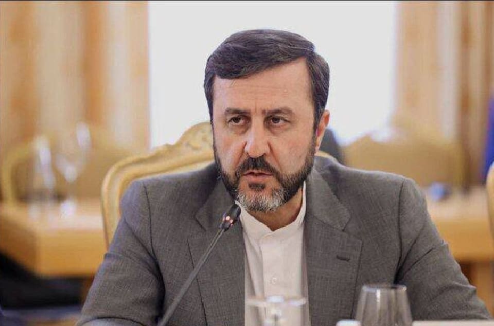 غریب آبادی: تنگه هرمز از فردا باز نمی‌شود/ مسیر جدید مانند اتوبان رفت‌وبرگشتی است