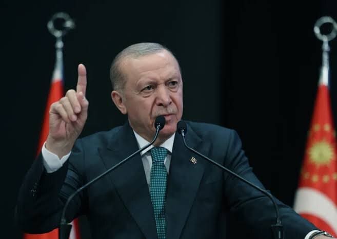 اردوغان: تا بن‌‌بست موجود در تنگه هرمز برطرف نشود، روند افزایش قیمت‌‌ها ادامه دارد/ همه تاوان جنگ علیه ایران را می‌پردازند