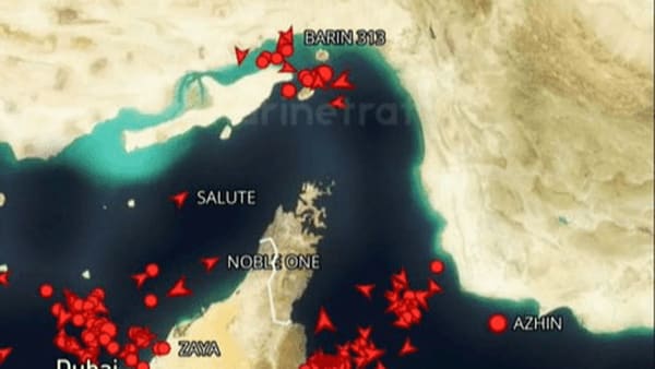 انفجار یک نفتکش در تنگه هرمز