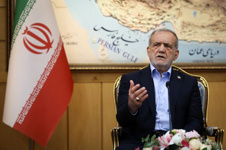 پزشکیان: اگر خودتحریمی نکنیم دشمن نمیتواند حذفمان کند