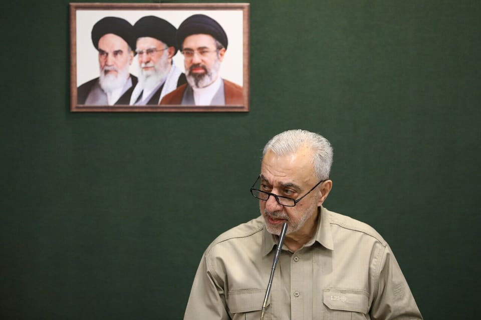 مهرداد اخلاقی: محیط امنیتی و راهبردی کشور با چالشهای پیچیده روبهروست