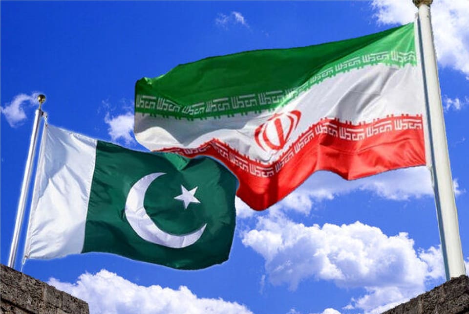 علت بستن شدن مرز با پاکستان چیست؟/ با تداوم بسته بودن گذرگاهها دور زدن تحریمها از این طریق ناممکن میشود